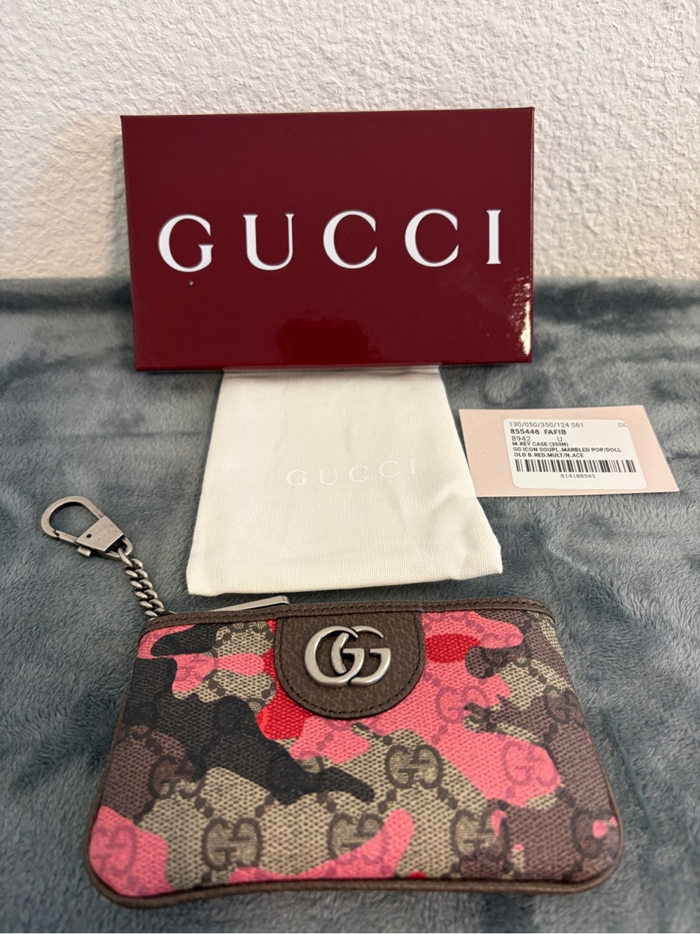 Brand New Gucci GG Supreme Monogram Camouflage Key Case  Pink/Red